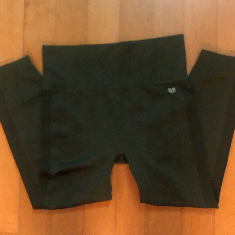 Forever 21 dark green leggings medium